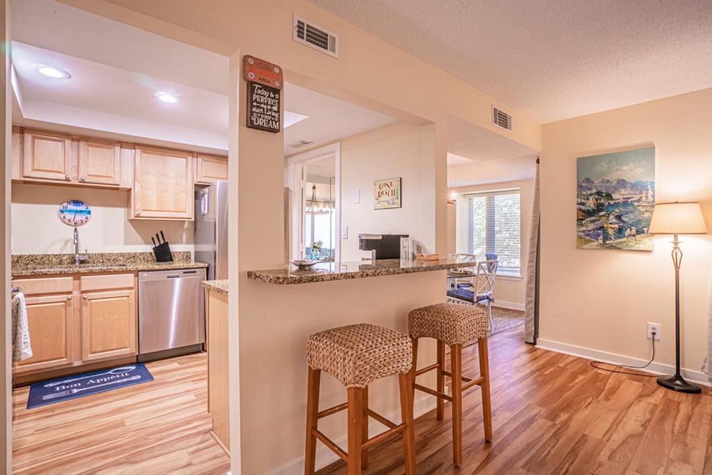 1686 Bluff Villas Renovated Sleeps 8 Walk To Salty Dog Sea Pines Hilton Head Island Bagian luar foto