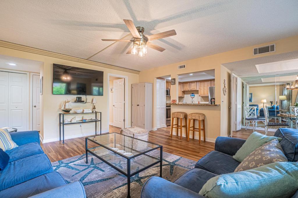 1686 Bluff Villas Renovated Sleeps 8 Walk To Salty Dog Sea Pines Hilton Head Island Bagian luar foto