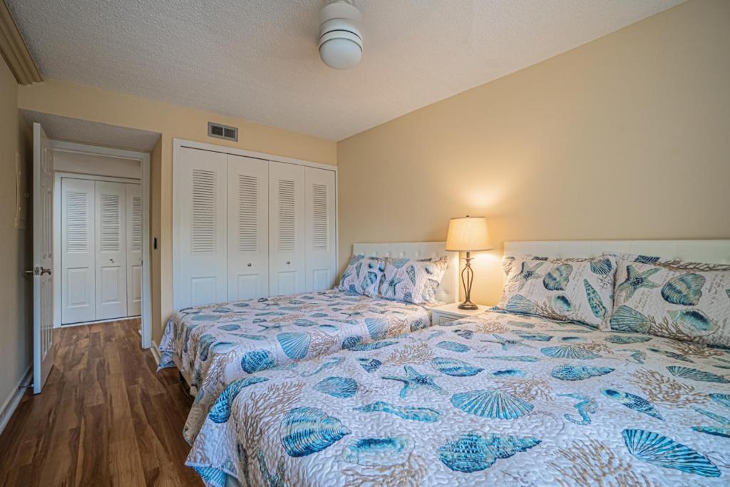 1686 Bluff Villas Renovated Sleeps 8 Walk To Salty Dog Sea Pines Hilton Head Island Bagian luar foto